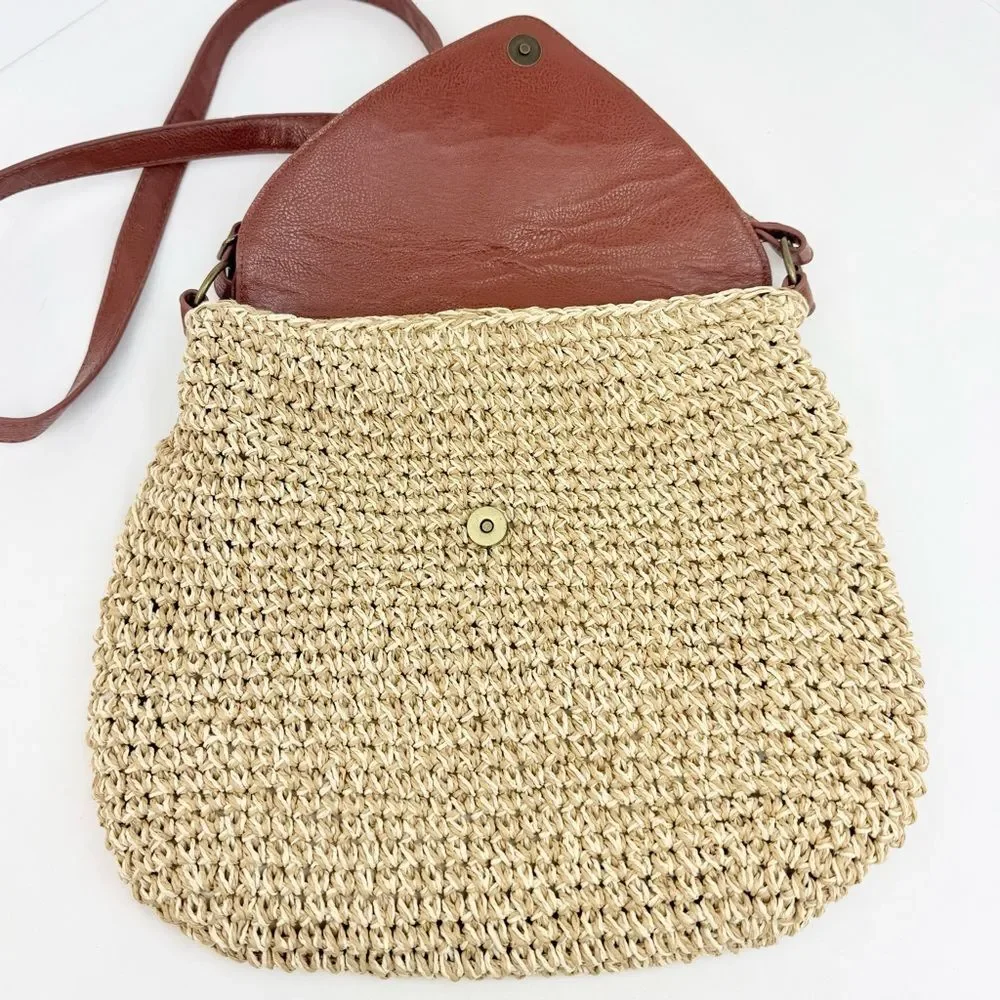 Sun N Sands Tan Woven Jute Faux Leather Bead Medallion Flap Crossbody Bag